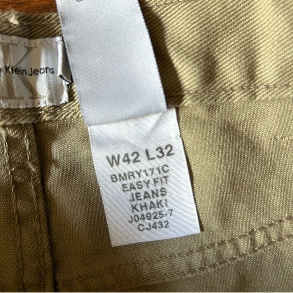 Calvin Klein Men’s Easy Fit Jeans in Khaki, 5 Pocket, Size W42 L32, NWOT - Picture 10 of 11